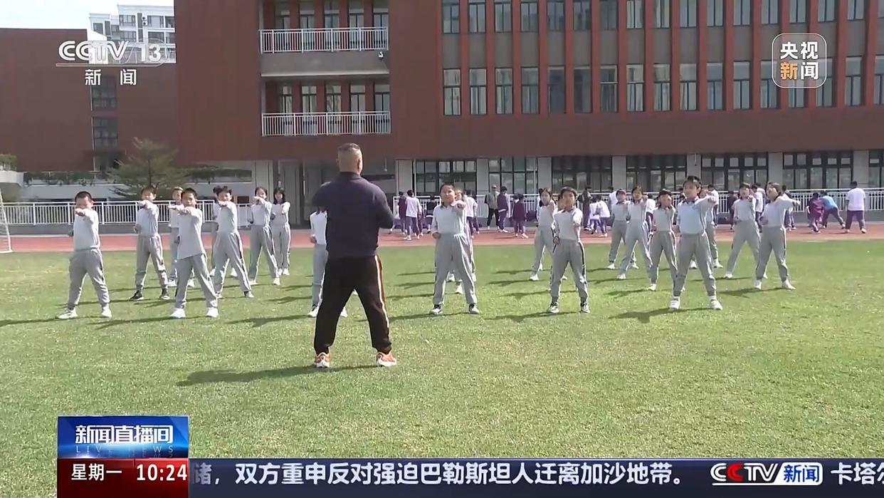 虽然表现依